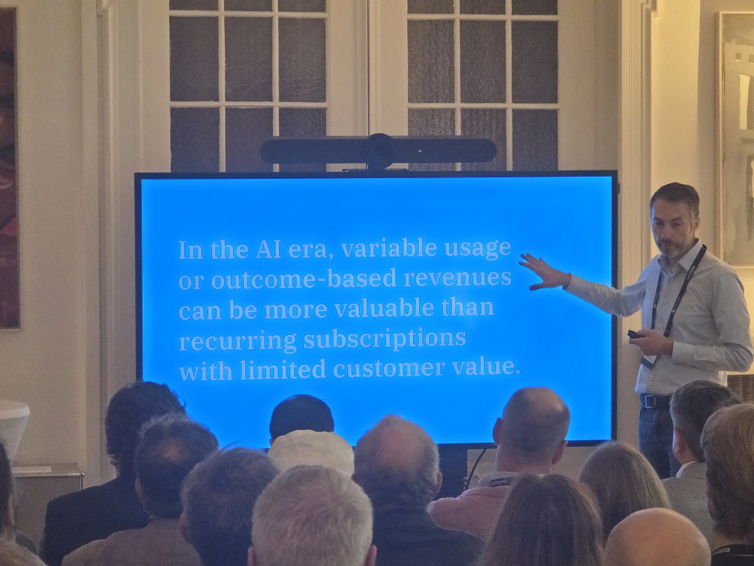 Dr. Sebastian Voigt presenting usage and outcome-based SaaS pricing at SaaS Kitchen